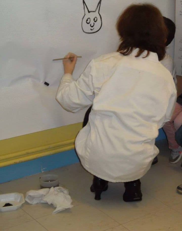 012=Dans une classe de l’école maternelle Jacques Prévert de La Ferté Bernard, 2015, fresque Au lit, les affreux !_In a classroom, fresco Au lit, les affreux ! 2015.jpg